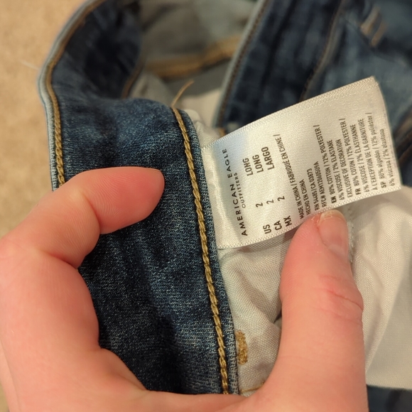 American Eagle Skinny Distressed Jeans - Picture 4 of 5